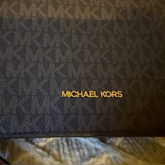 Michael Kors Jet Set Medium Signature Logo Crossbody, Brown - Picture 5 of 8